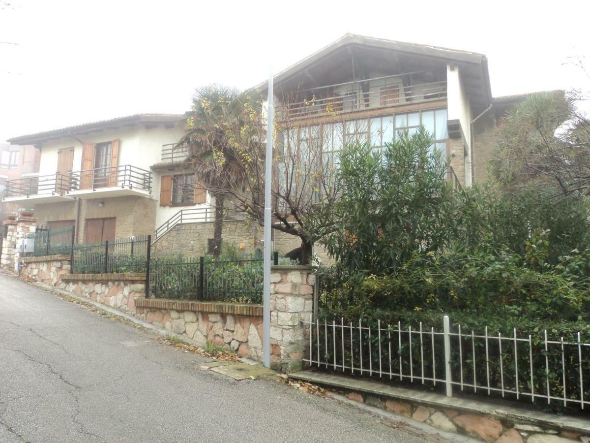 Villa Lilly Falconara Marittima Exteriör bild